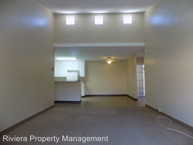 4600 Lamont St-Unit -4-334 in San Diego, CA - Building Photo - Building Photo