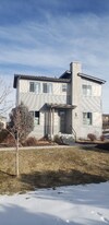 9733 Dunning Cir in Highlands Ranch, CO - Building Photo