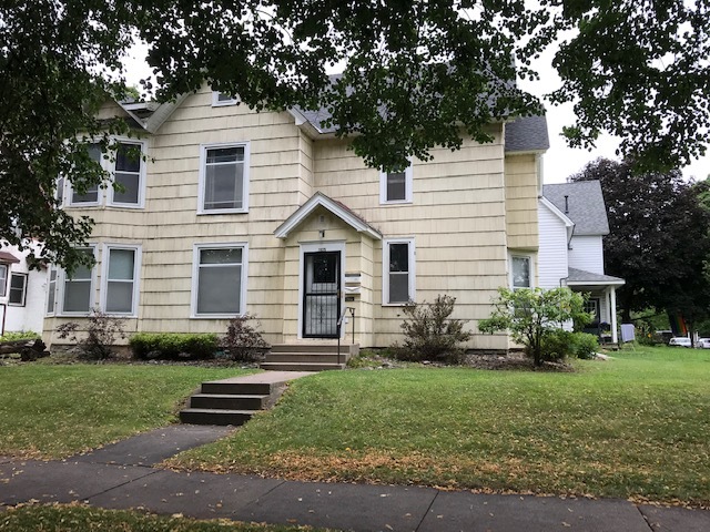 1625 Hewitt Ave, Unit apt 2 in St. Paul, MN - Building Photo