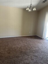 2517 Basque Hills Dr in Bakersfield, CA - Building Photo - Building Photo