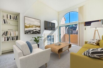 1385 Creekside Dr in Walnut Creek, CA - Building Photo - Building Photo