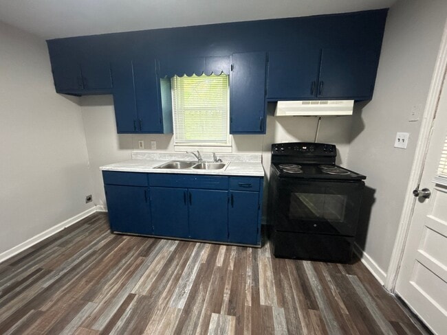 55 Cloverdale St in Jackson, TN - Building Photo - Building Photo