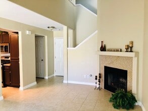 1109 Beechdale Dr, Unit B in Palmdale, CA - Building Photo - Building Photo