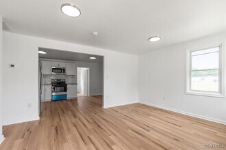 1806 Sussex St in Richmond, VA - Building Photo - Building Photo