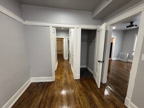 673 Delaware St, Unit 1S in Gary, IN - Foto de edificio - Building Photo