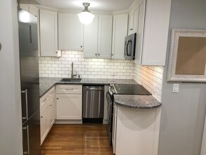 17 Cazenove St in Boston, MA - Building Photo - Building Photo