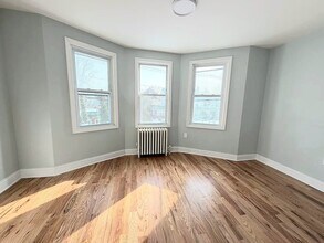 133 E Grant Ave in Roselle Park, NJ - Building Photo - Building Photo