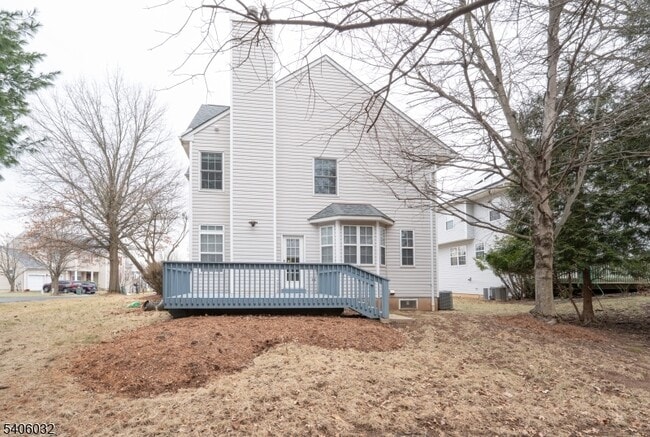 23 Hansom Rd in Bernards, NJ - Building Photo - Building Photo