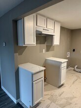 1949 Beck St in Manhattan, KS - Building Photo - Building Photo