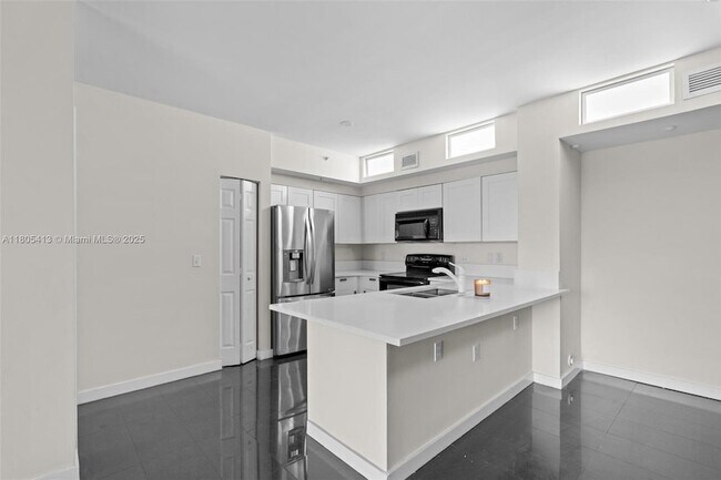 2351 W Preserve Way, Unit 105 in Miramar, FL - Building Photo - Building Photo