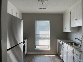 2602 Wynterhall Rd SE in Huntsville, AL - Building Photo - Building Photo