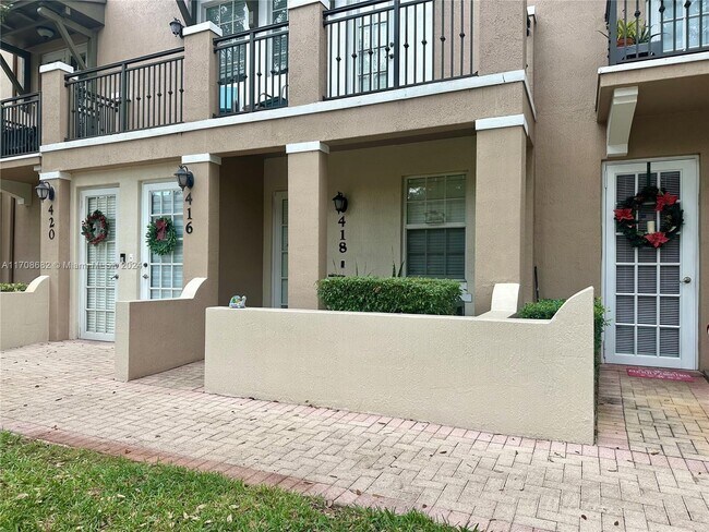 418 SW 147th Ave, Unit 5009 in Pembroke Pines, FL - Foto de edificio - Building Photo