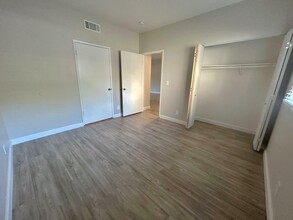 Regency Cove Apartments in Sacramento, CA - Building Photo - Building Photo