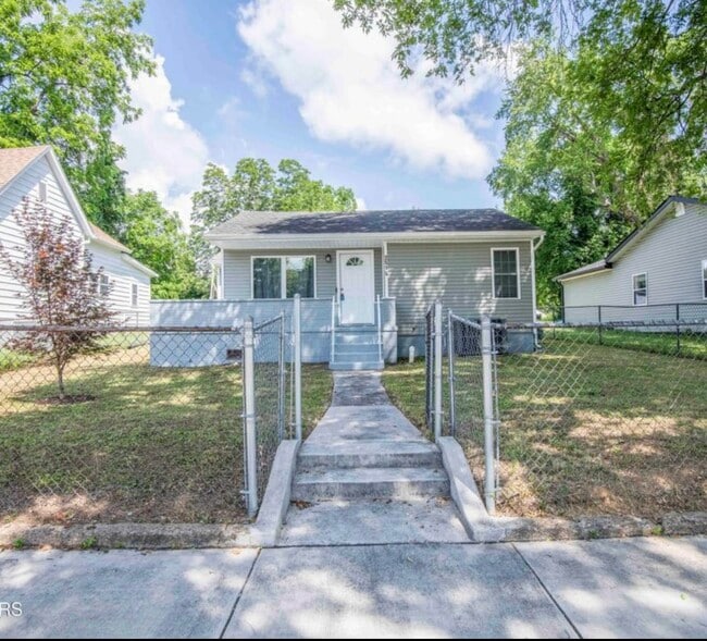 property at 2515 Wilson Ave