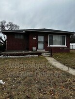 8505 W Seven Mile Rd in Detroit, MI - Building Photo