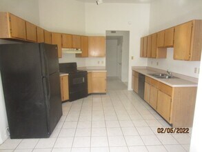 3252 S Kristina Park Loop in Tucson, AZ - Building Photo - Building Photo