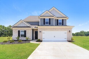 1100 Amadas Dr in Locust Grove, GA - Building Photo