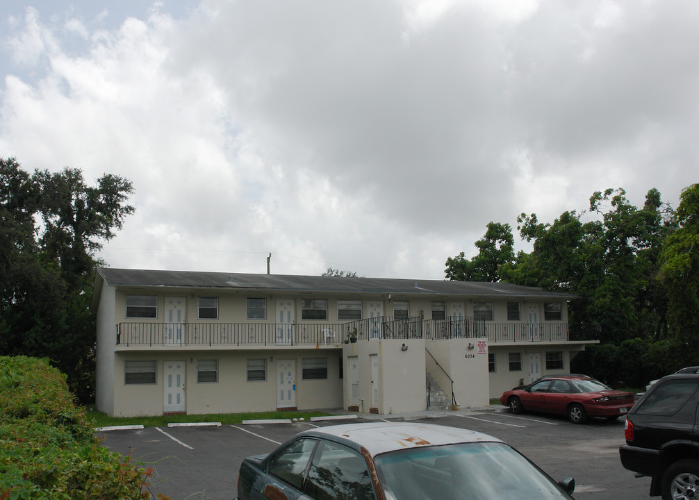 6034 Arthur St in Hollywood, FL - Building Photo