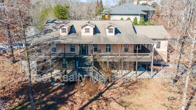 306 White Cap Ln in Pigeon Forge, TN - Building Photo - Building Photo