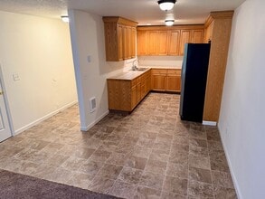 2595 Simpson St SE in Salem, OR - Building Photo - Building Photo