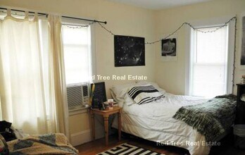42 Kirkwood Rd in Boston, MA - Building Photo - Building Photo