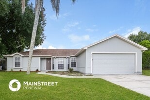 712 Caribou Dr in Kissimmee, FL - Building Photo