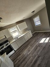 1122 E Stewart Cir in Wilmington, NC - Building Photo - Building Photo