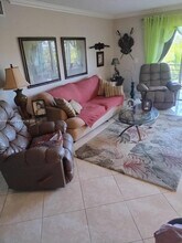 1000 NE 14th Ave in Hallandale Beach, FL - Building Photo - Building Photo