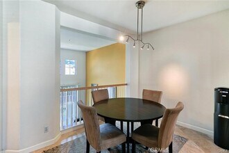 23400 Abbey Glen Pl in Santa Clarita, CA - Building Photo - Building Photo