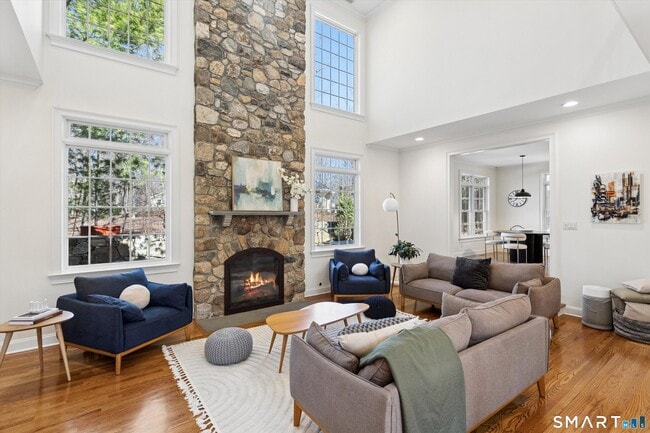 166 Edward Pl in Stamford, CT - Building Photo - Building Photo