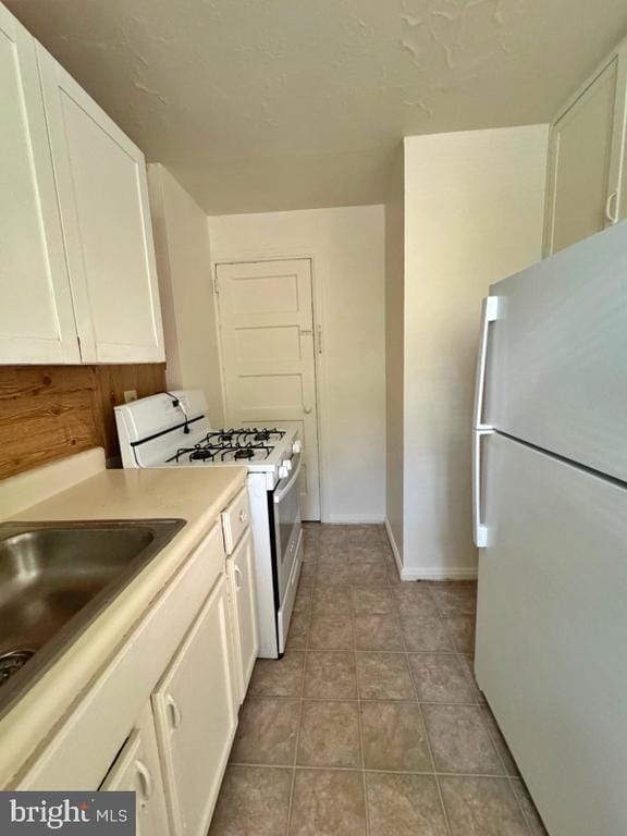 property at 1063 Kelly Dr