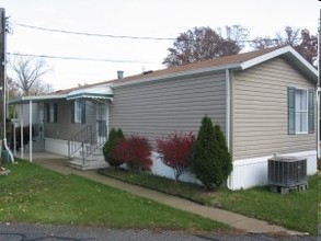 Brook Park Mobile Home Park in Cleveland, OH - Building Photo - Building Photo