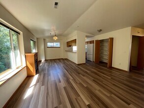 2040 Superior St in Bellingham, WA - Building Photo - Building Photo