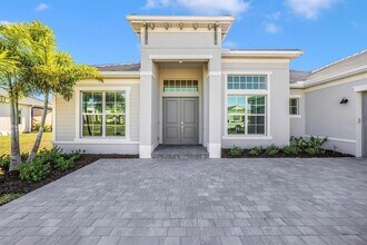 12655 Wellen Golf St in Venice, FL - Foto de edificio - Building Photo