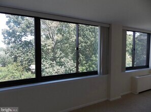 600 Roosevelt Blvd in Falls Church, VA - Building Photo - Building Photo