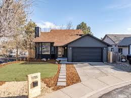 1755 Peavine Ct in Reno, NV - Building Photo