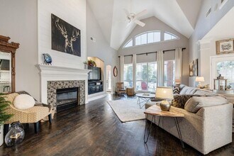 2718 View Meadow in Grapevine, TX - Building Photo - Building Photo