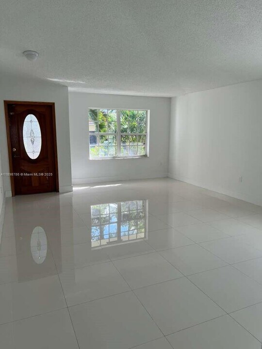 14845 SW 36th Terrace in Miami, FL - Building Photo