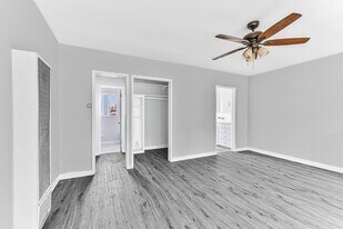 530 W 9th St, Unit 06 in Long Beach, CA - Building Photo