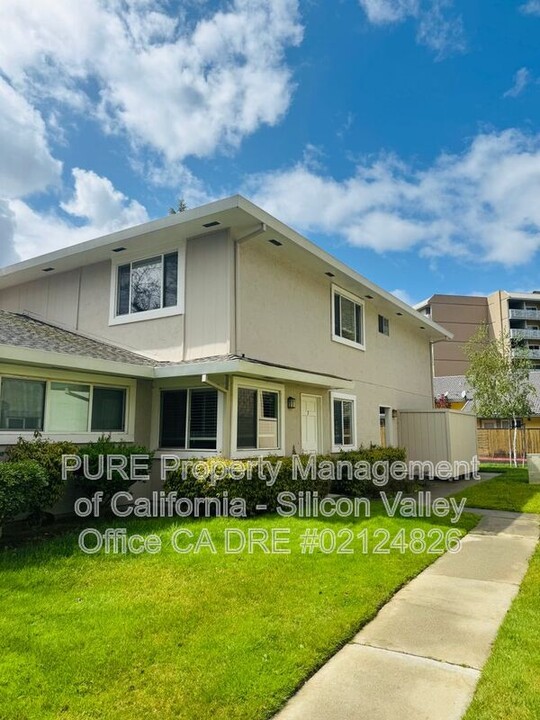 2333 Saidel Dr in San Jose, CA - Building Photo