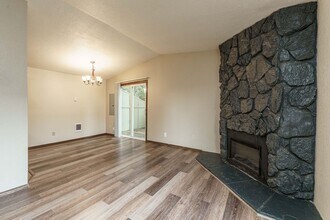 4918 Plomondon St in Vancouver, WA - Building Photo - Building Photo