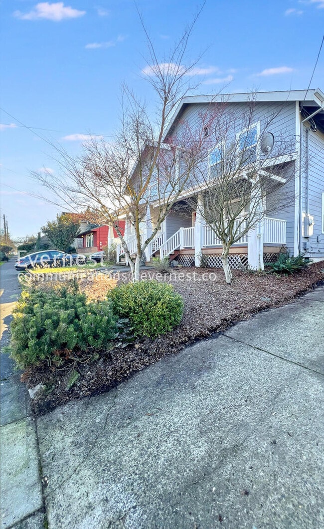 6147 NE 9th Ave in Portland, OR - Building Photo - Building Photo