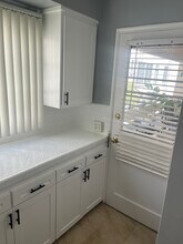 1128 N Sweetzer Ave in West Hollywood, CA - Building Photo - Building Photo