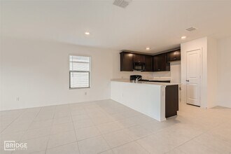 305 Dry Cyn Wy, Unit 0303 in Haslet, TX - Building Photo - Building Photo