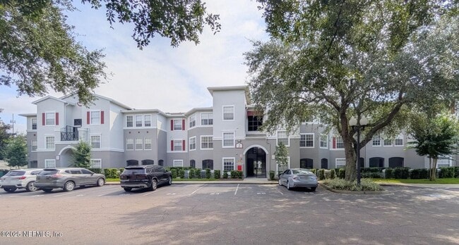 property at 3591 Kernan Blvd S