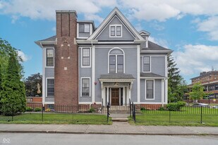 101 E 14th St in Indianapolis, IN - Building Photo