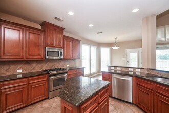 5207 Belvedere Dr in Rosenberg, TX - Building Photo - Building Photo