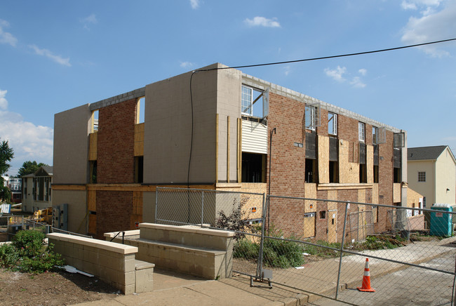 Clayton Court Apartments in Wilmington, DE - Building Photo - Building Photo