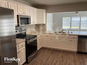 2026 Greenview Dr in Carrollton, TX - Foto de edificio - Building Photo