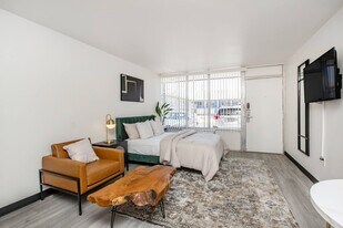 Vivo Living Durham in Durham, NC - Building Photo